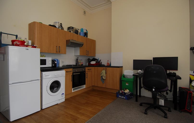 20 Woodland Terrace,, Greenbank, Plymouth - Image 1
